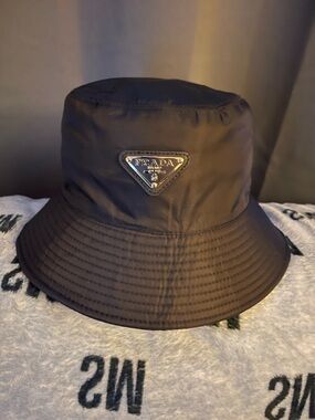 Prada Classic Black Nylon Bucket Hat NWT OS Medium (6.5)